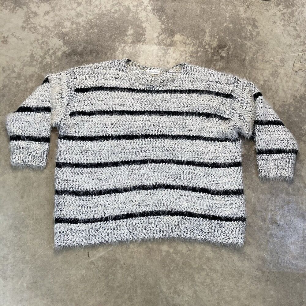 Calvin Klein Sweater Womens 2X White Black Striped Fuzzy Cozycore Loungewear